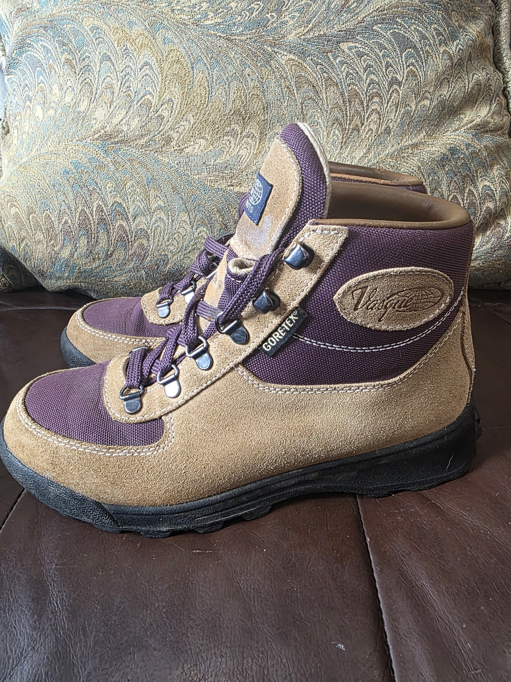 Vasque Purple and Tan Hiking Boot Detail - Picture 5 of 11